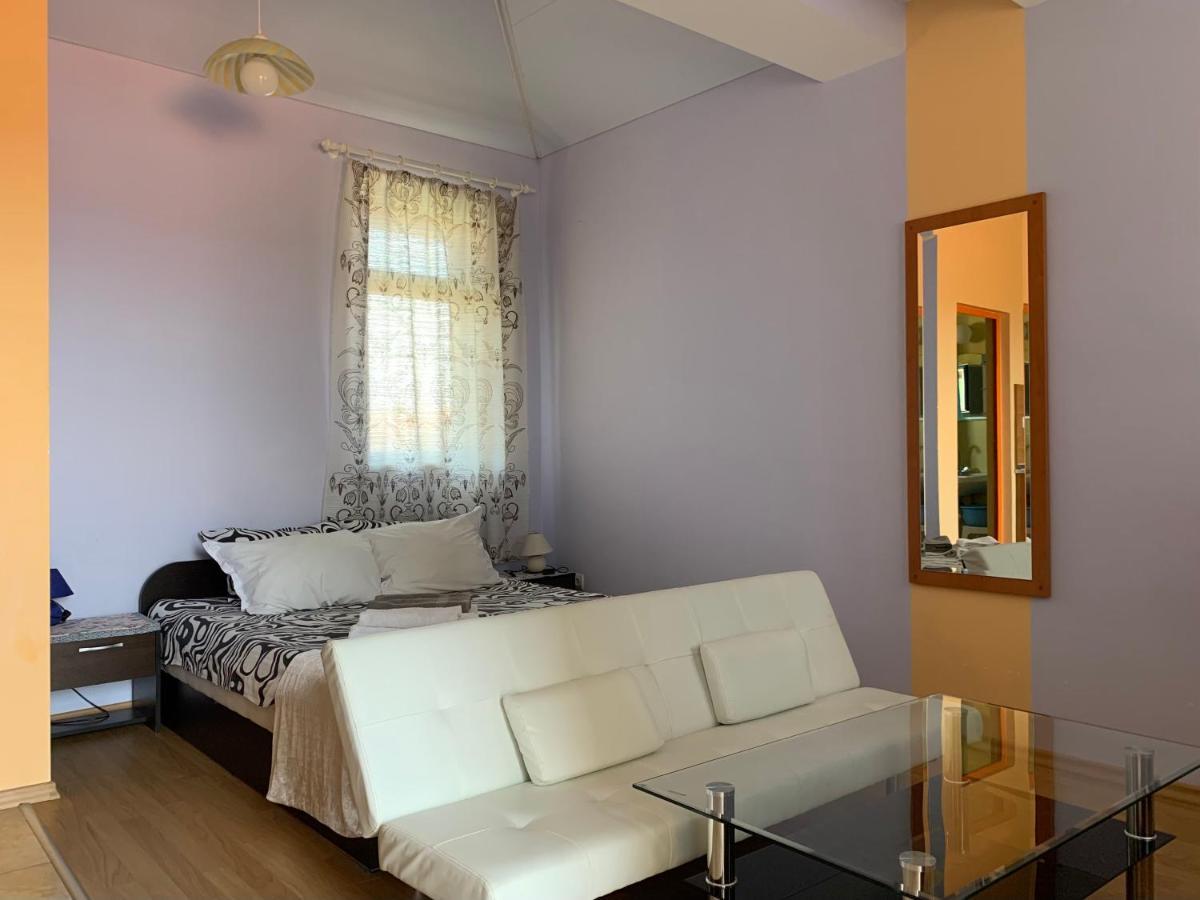 Guest House “Olesya” Obzor Bagian luar foto