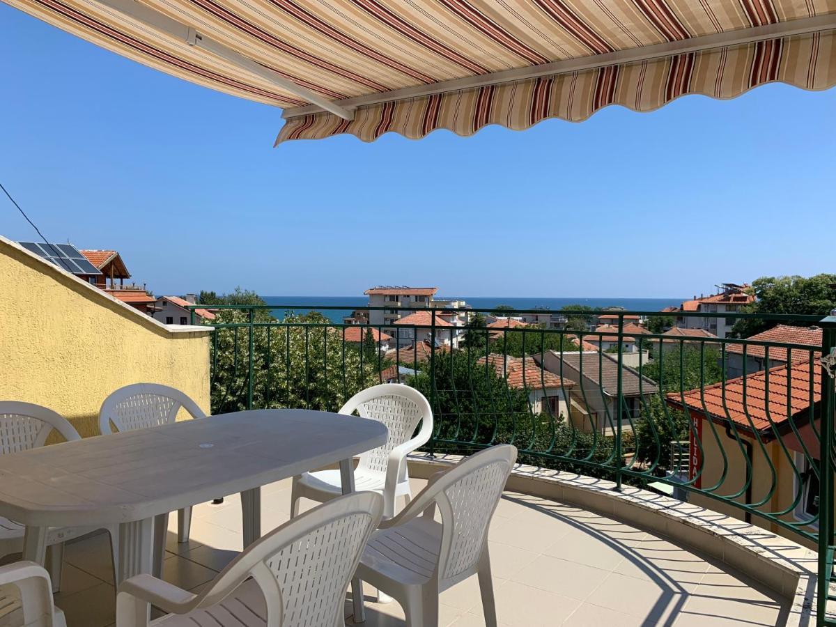 Guest House “Olesya” Obzor Bagian luar foto