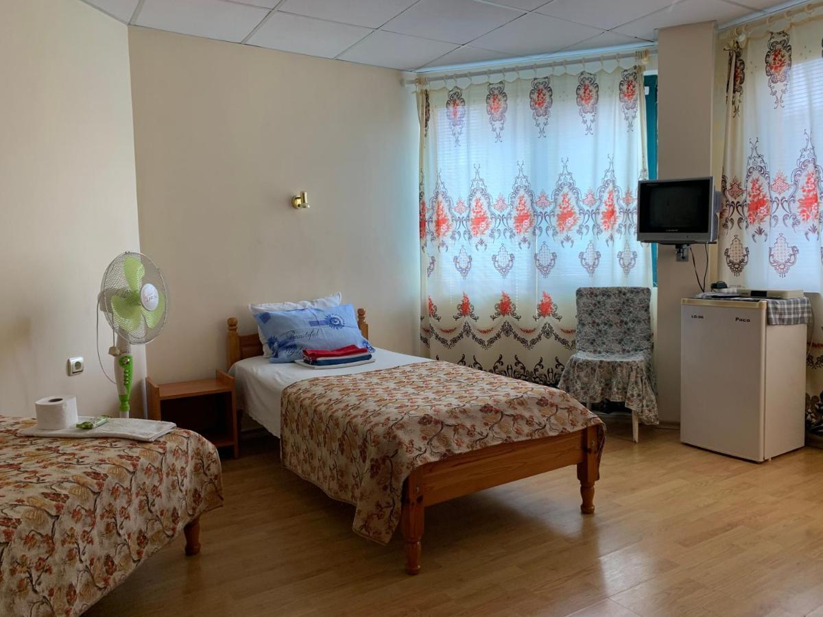 Guest House “Olesya” Obzor Bagian luar foto