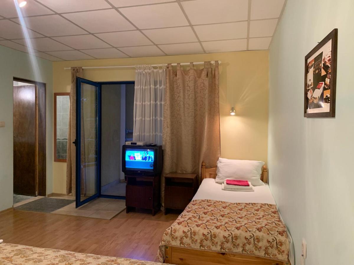 Guest House “Olesya” Obzor Bagian luar foto